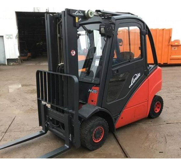 Stivuitor GPL Linde 2.5 tone